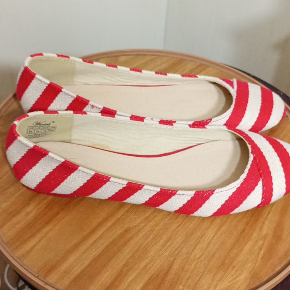 🌸 (2/$20) Sz 8.5 Wanted Striped Canvas Ballet Flats Loafers - Picture 4 of 6
